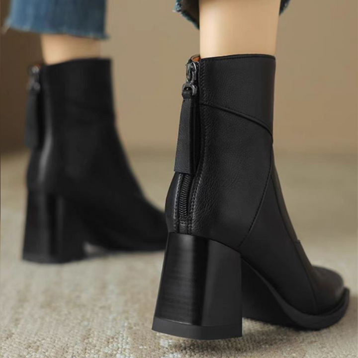 PAOLA - CLASSY BOOTS